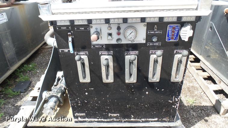 image for item L2457 Slide-in fire apparatus