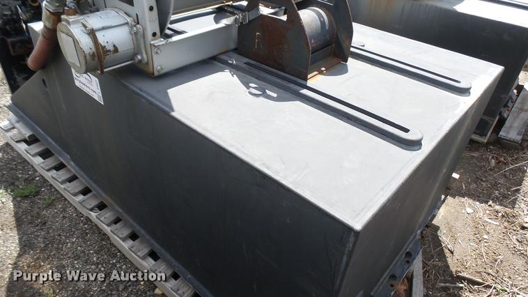 image for item L2457 Slide-in fire apparatus