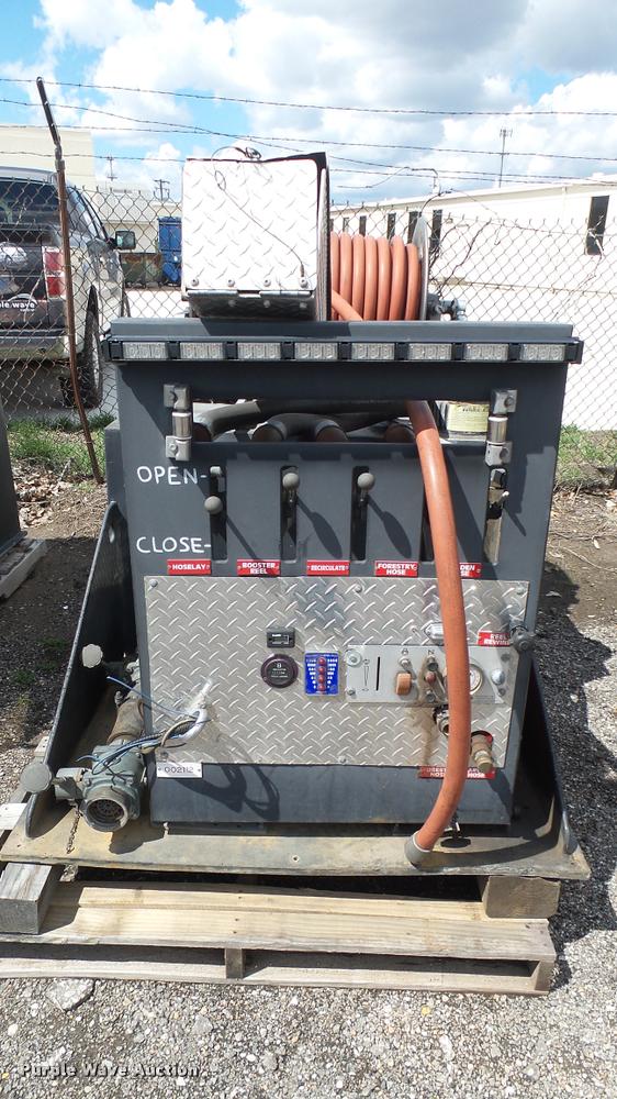 image for item L2458 Slide-in fire apparatus