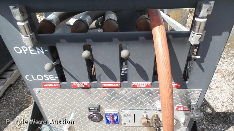 image for item L2458 Slide-in fire apparatus