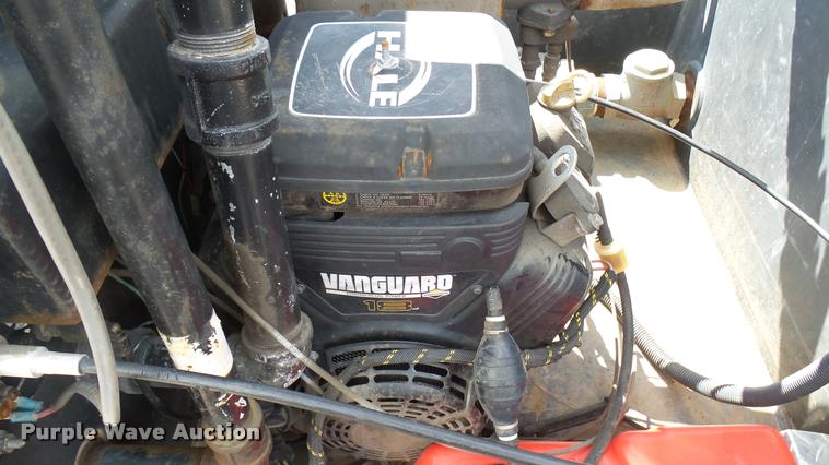 image for item L2458 Slide-in fire apparatus