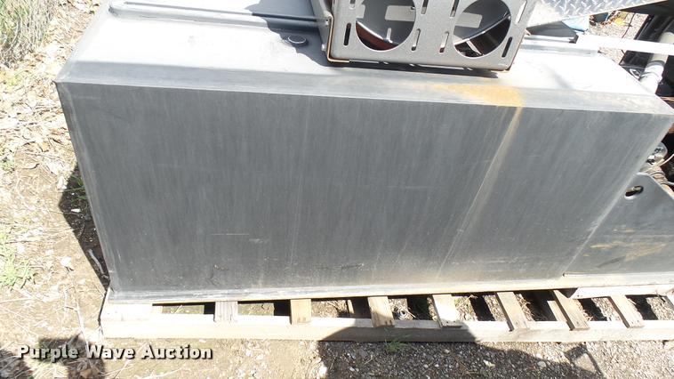 image for item L2458 Slide-in fire apparatus