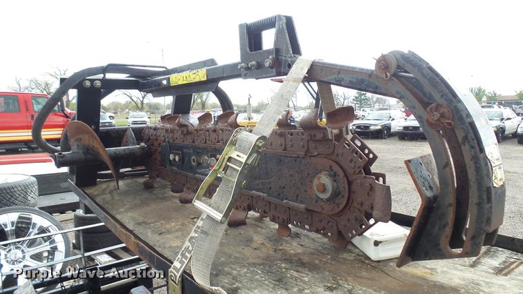 image for item L2461 Toro Dingo 320D compact utility loader