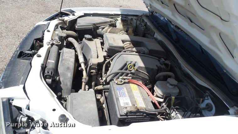 image for item L2464 2006 Chevrolet Colorado Ext. Cab pickup truck