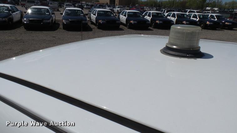 image for item L2464 2006 Chevrolet Colorado Ext. Cab pickup truck