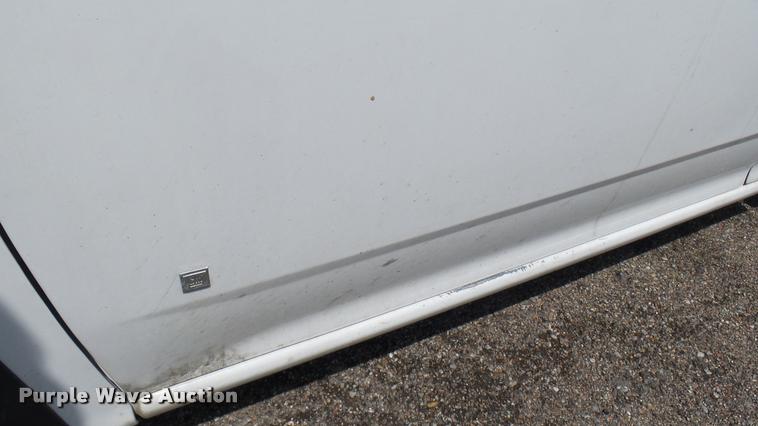 image for item L2467 2006 Chevrolet Colorado Crew Cab pickup truck