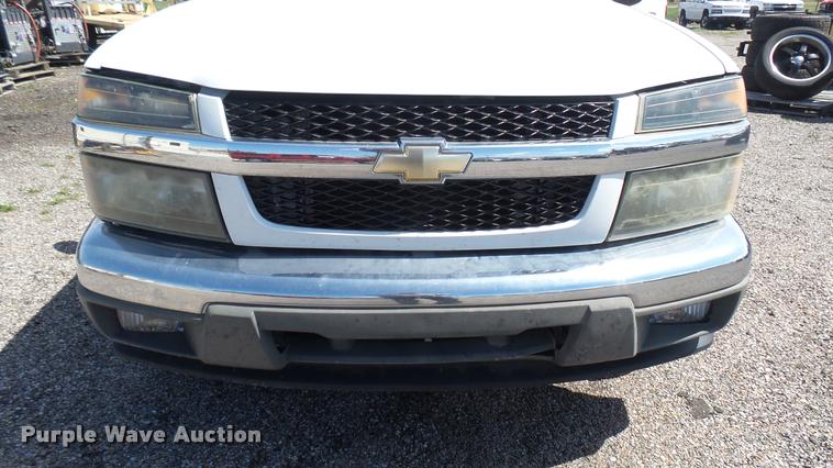 image for item L2467 2006 Chevrolet Colorado Crew Cab pickup truck