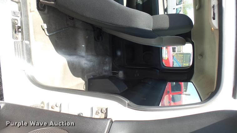 image for item L2468 2009 Chevrolet Colorado Ext. Cab pickup truck