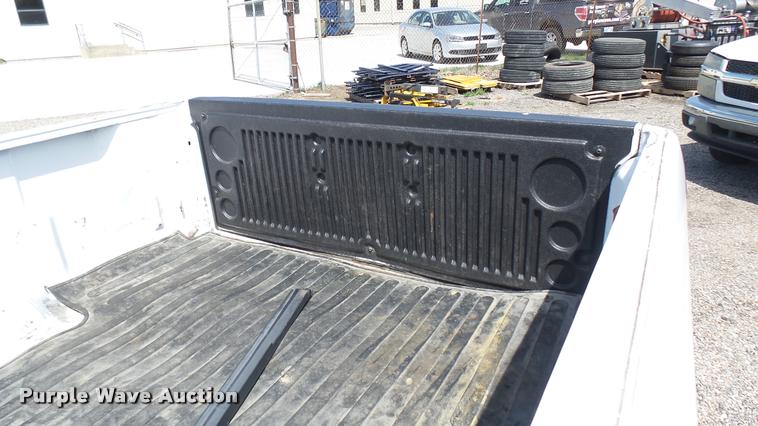 image for item L2468 2009 Chevrolet Colorado Ext. Cab pickup truck