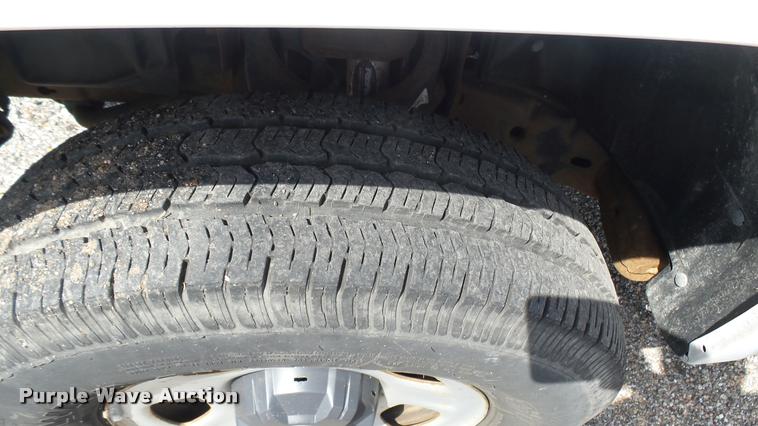 image for item L2468 2009 Chevrolet Colorado Ext. Cab pickup truck