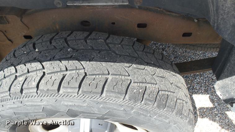 image for item L2468 2009 Chevrolet Colorado Ext. Cab pickup truck