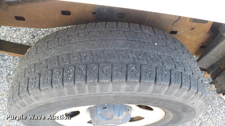 image for item L2468 2009 Chevrolet Colorado Ext. Cab pickup truck