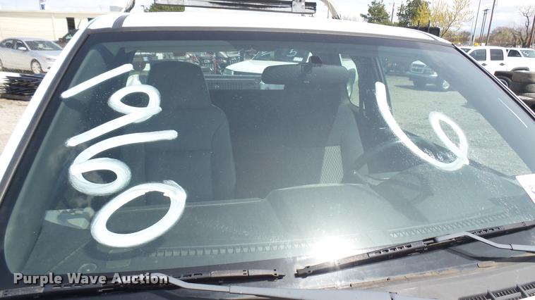 image for item L2468 2009 Chevrolet Colorado Ext. Cab pickup truck