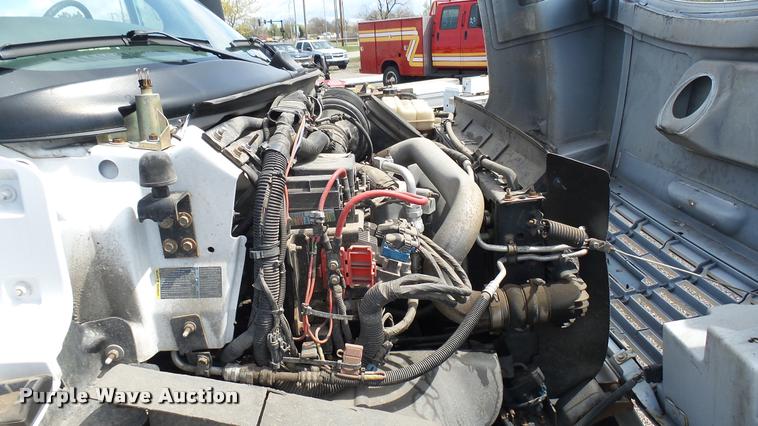 image for item L2471 2005 Chevrolet C4500 dump truck