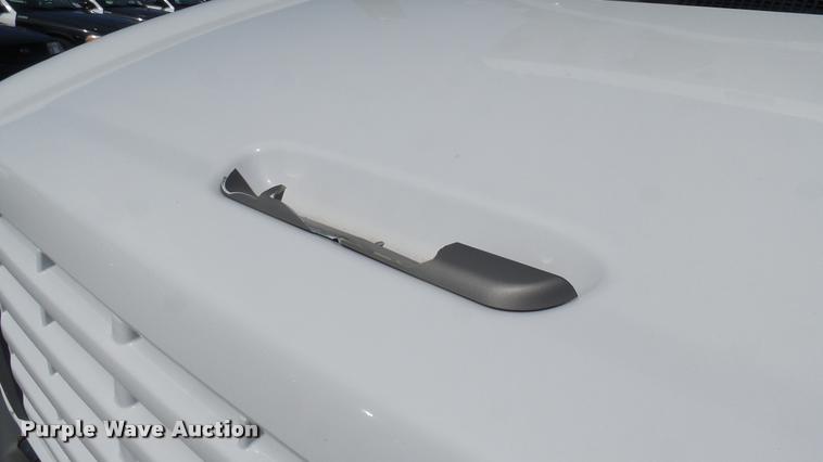 image for item L2471 2005 Chevrolet C4500 dump truck