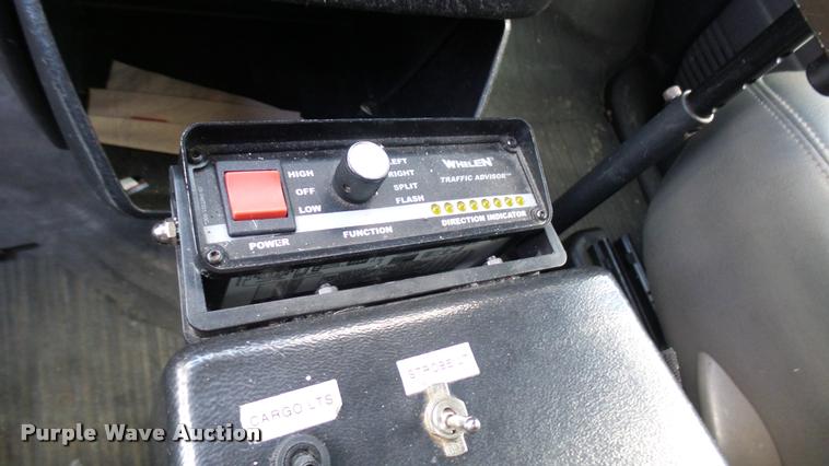 image for item L2472 2008 Chevrolet Express 2500 Cargo van