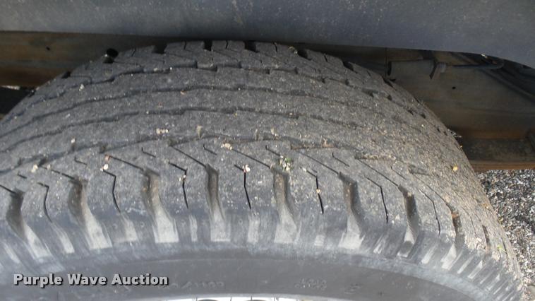 image for item L2472 2008 Chevrolet Express 2500 Cargo van