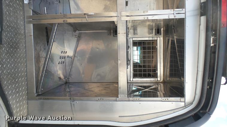 image for item L2473 2007 Chevrolet Express 2500 Cargo van