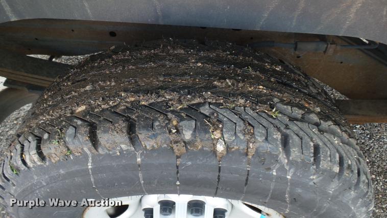 image for item L2473 2007 Chevrolet Express 2500 Cargo van