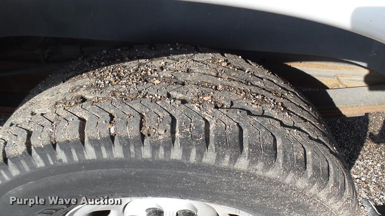 image for item L2473 2007 Chevrolet Express 2500 Cargo van