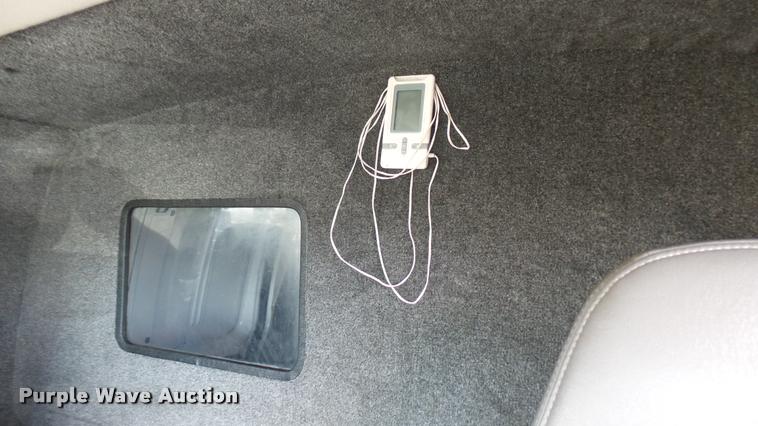 image for item L2474 2008 Chevrolet Express 2500 Cargo van