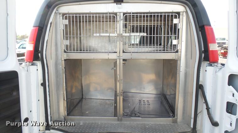 image for item L2474 2008 Chevrolet Express 2500 Cargo van