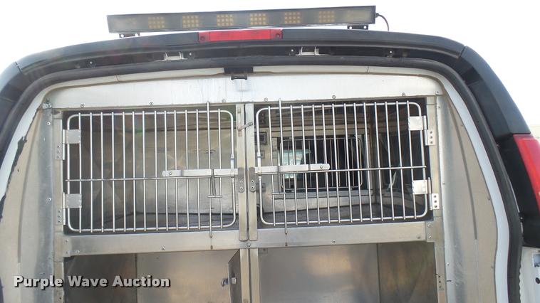 image for item L2474 2008 Chevrolet Express 2500 Cargo van