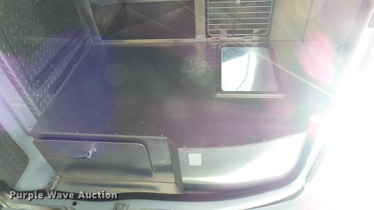 image for item L2474 2008 Chevrolet Express 2500 Cargo van