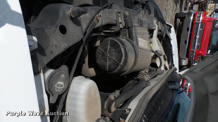 image for item L2474 2008 Chevrolet Express 2500 Cargo van