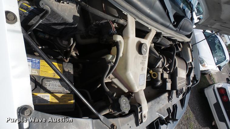 image for item L2474 2008 Chevrolet Express 2500 Cargo van