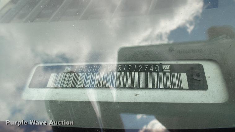 image for item L2474 2008 Chevrolet Express 2500 Cargo van