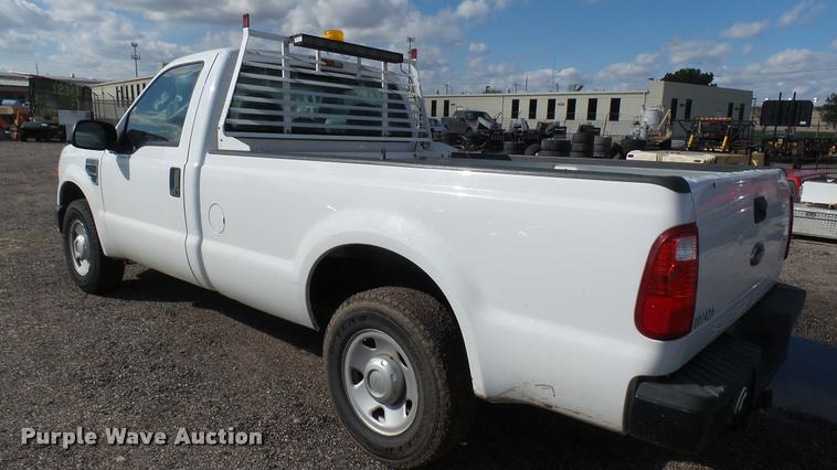 image for item L2475 2008 Ford F250 Super Duty XL pickup truck
