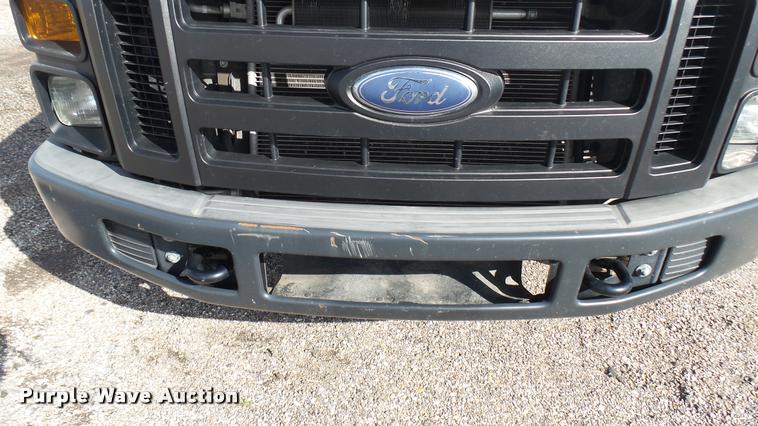 image for item L2475 2008 Ford F250 Super Duty XL pickup truck