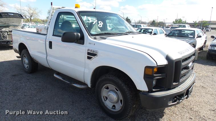 image for item L2476 2008 Ford F250 Super Duty XL pickup truck