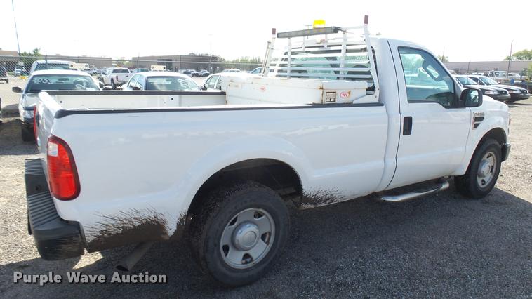 image for item L2476 2008 Ford F250 Super Duty XL pickup truck