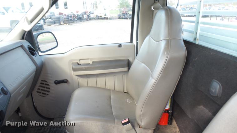 image for item L2476 2008 Ford F250 Super Duty XL pickup truck