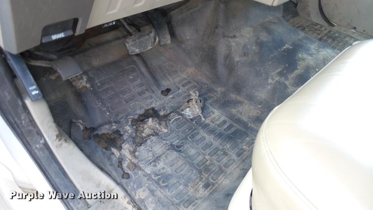 image for item L2476 2008 Ford F250 Super Duty XL pickup truck