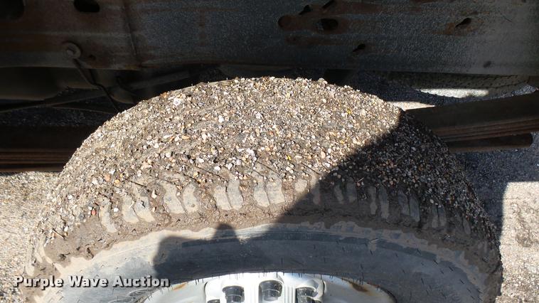 image for item L2477 2007 Chevrolet Silverado 2500HD Crew Cab pickup truck