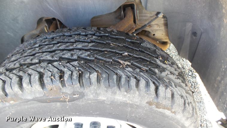 image for item L2477 2007 Chevrolet Silverado 2500HD Crew Cab pickup truck