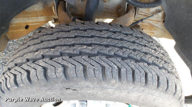 image for item L2478 2003 Chevrolet Silverado 2500HD Ext. Cab pickup truck