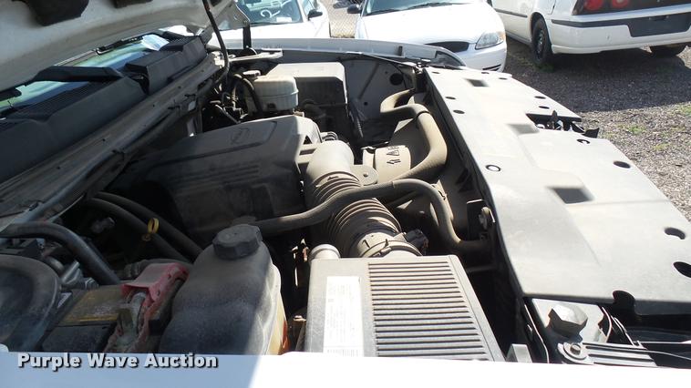 image for item L2479 2007 Chevrolet Silverado 2500HD Crew Cab pickup truck