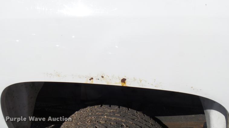 image for item L2479 2007 Chevrolet Silverado 2500HD Crew Cab pickup truck