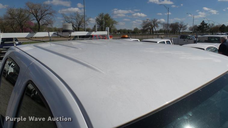 image for item L2479 2007 Chevrolet Silverado 2500HD Crew Cab pickup truck