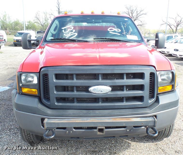 image for item L2480 2007 Ford F550 Super Duty XL utility truck