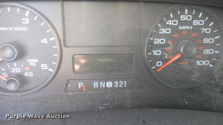 image for item L2480 2007 Ford F550 Super Duty XL utility truck