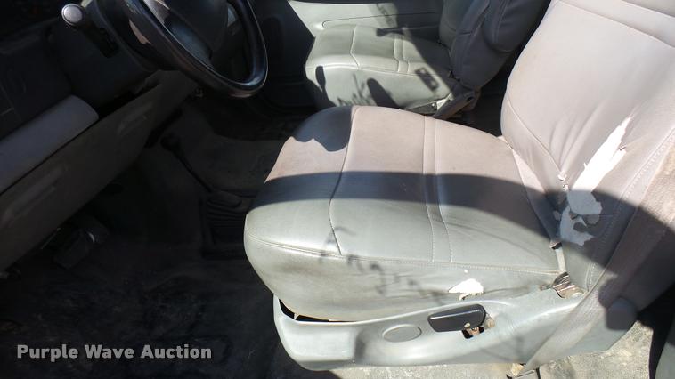 image for item L2480 2007 Ford F550 Super Duty XL utility truck