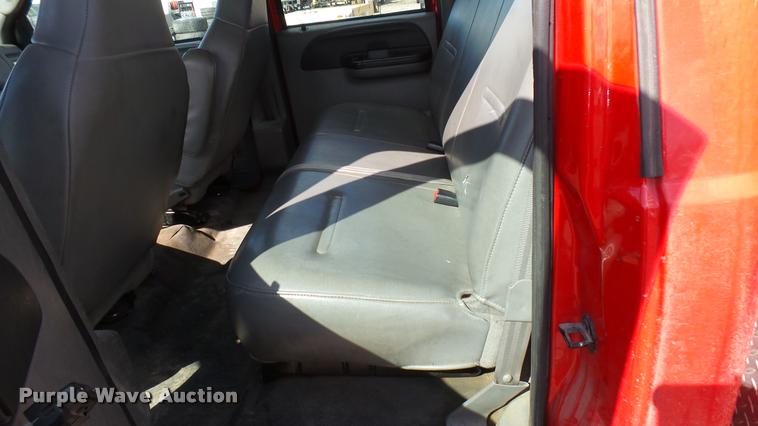 image for item L2480 2007 Ford F550 Super Duty XL utility truck