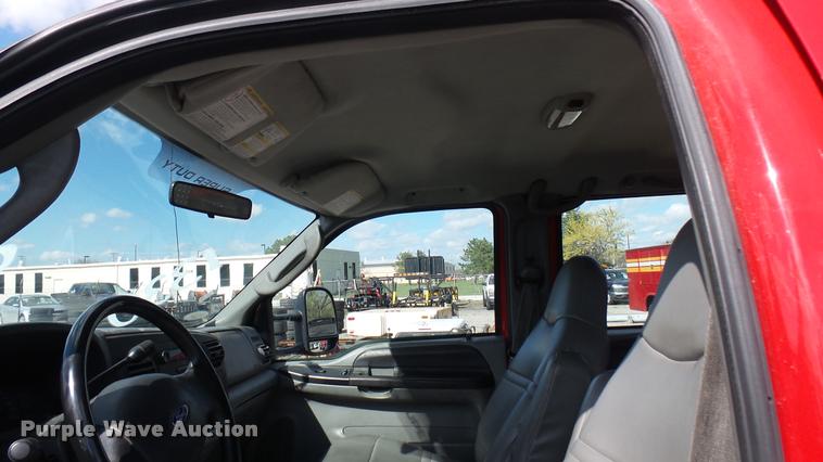 image for item L2480 2007 Ford F550 Super Duty XL utility truck