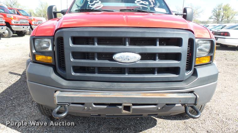 image for item L2480 2007 Ford F550 Super Duty XL utility truck