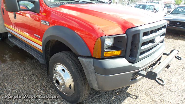 image for item L2480 2007 Ford F550 Super Duty XL utility truck